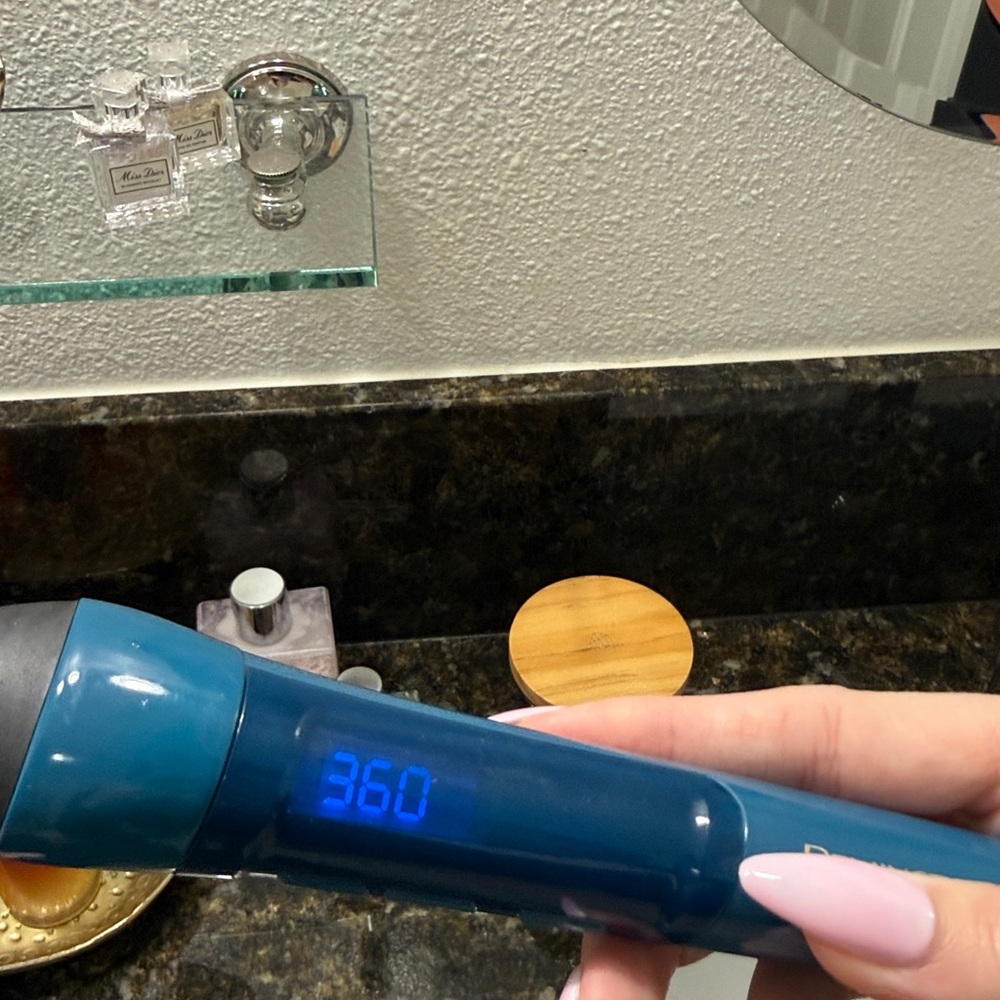 Remington Hair Curler - Picture 6 of 6